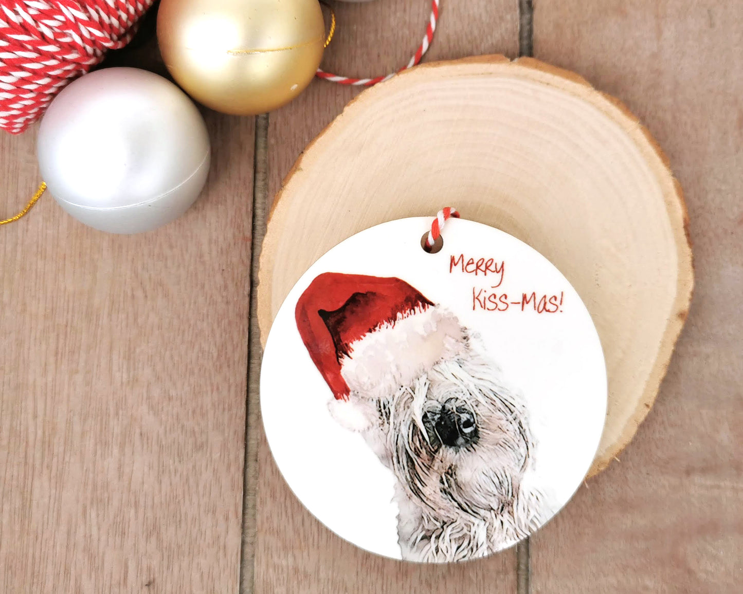 Merry Kiss-Mas Tree Decoration
